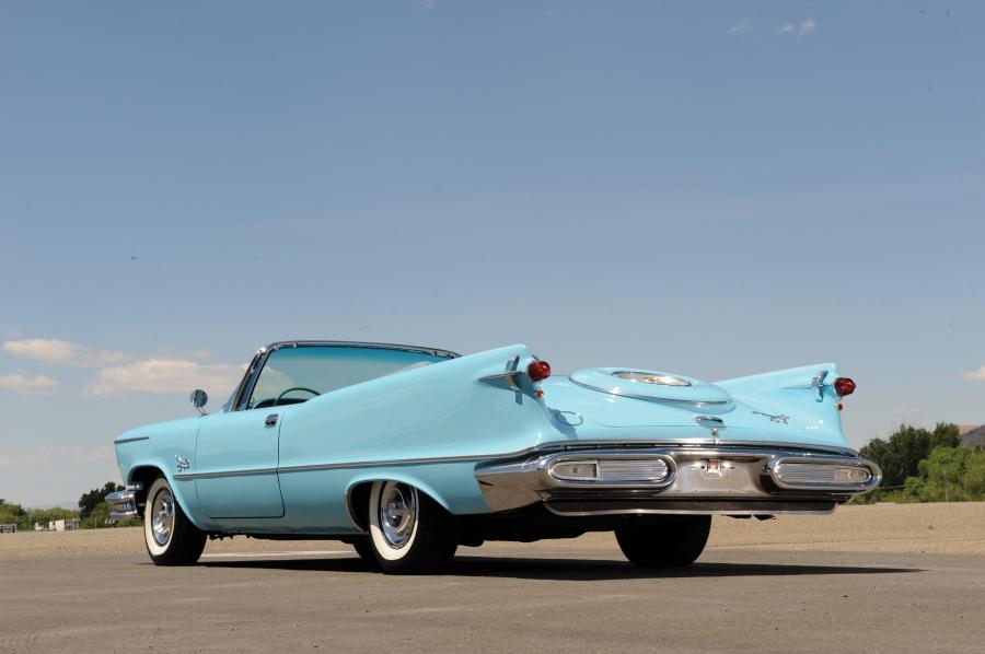  Chrysler Imperial Crown Convertible 1957 года  (фото 18 из 19)